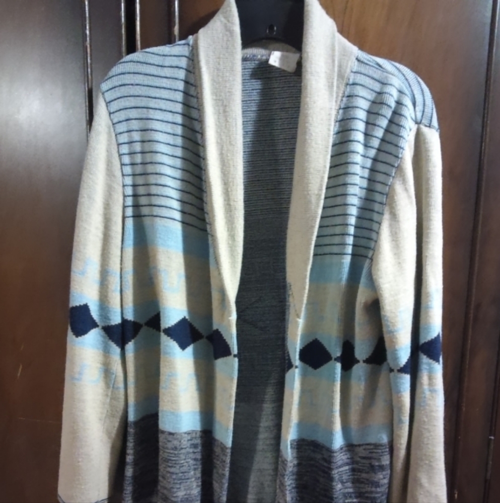 Striped Aztec Geometric Pattern Sweater Women's Size Medium